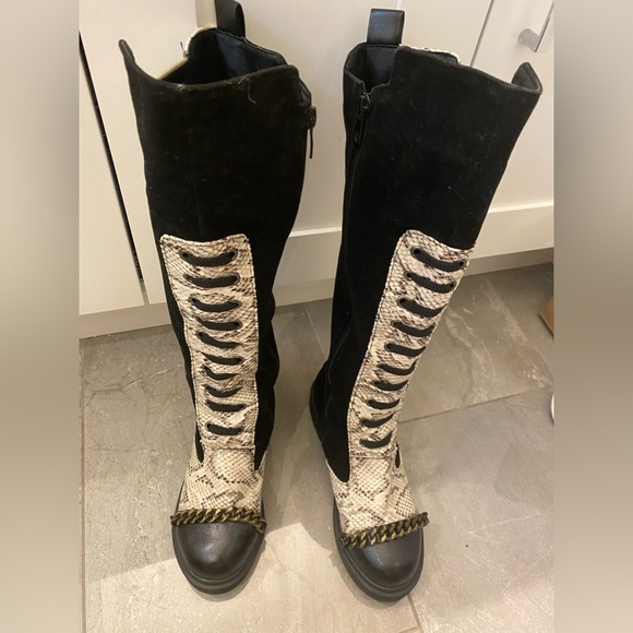 final sale Tall boots with snakeskin and chain accent - Picture 1 of 2